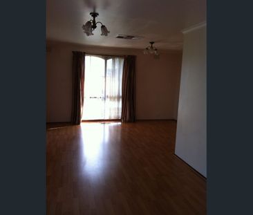 DON’T MISS OUT ON THIS FABULOUS FAMILY HOME – GREAT LOCATION - Photo 5