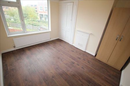 Whitefriars Avenue, Harrow - Photo 4