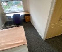 Charter Avenue - Photo 5