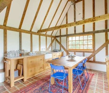 A spacious detached family home set within beautifully maintained g... - Photo 1