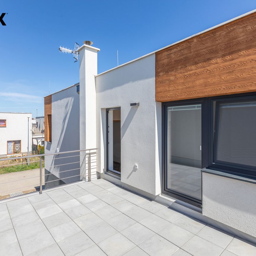 Pronájem domu 107 m², Praha 9 - Hostavice - Photo 1