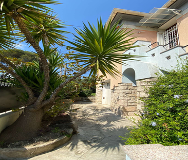 Location Maison 6 pièces 130m² - Photo 3