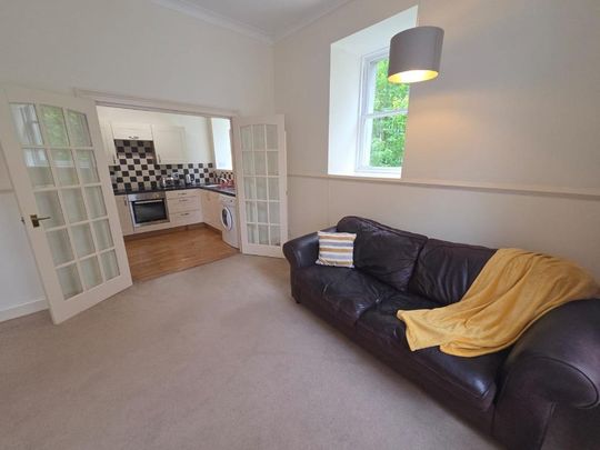 2 bedroom flat to rent - Photo 1