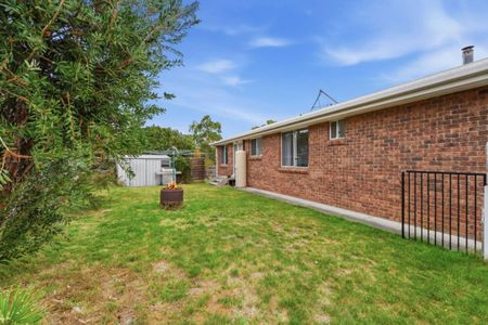 4 Bedroom family home with Views. - Photo 5