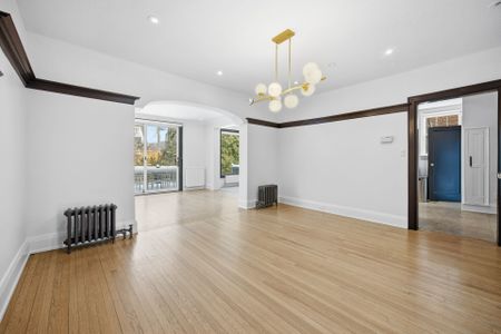 For Lease - 241 Lonsmount Drive, Toronto, Ontario - Photo 4