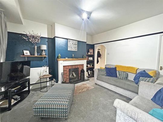 3 bedroom terraced house to rent - Photo 1