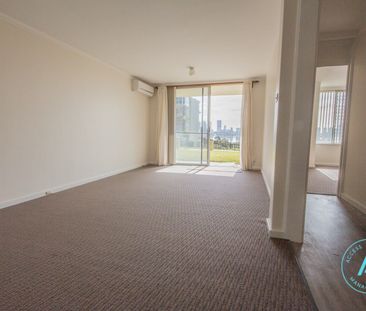 APARTMENT FOR RENT IN SOUTH PERTH - Photo 3