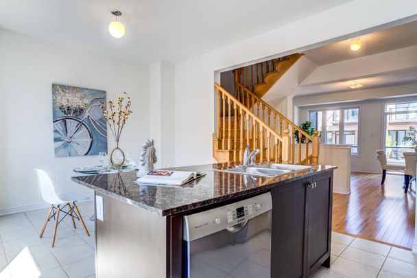 For Lease - 41 Steamboat Way, Whitby, Ontario - Photo 1