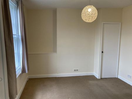 3 bedroom cottage to rent - Photo 3