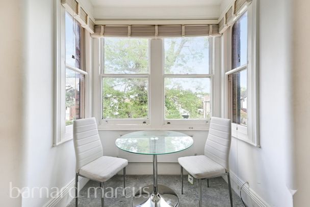 Cranes Park - Photo 1