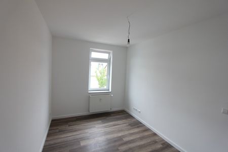 Fachwerkambiente zum Wohlfühlen, top renoviert, mit Arbeitsbereich! - Photo 3