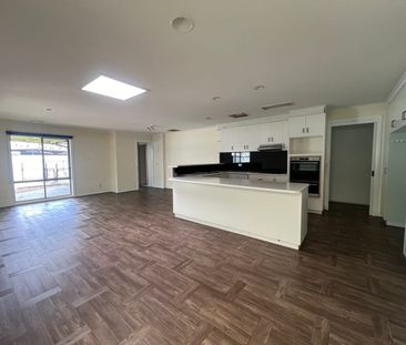 Four-Bedroom Family Home Minutes from Central Shepparton - Photo 5
