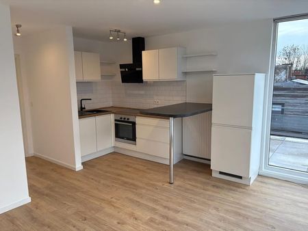 Appartement te huur - Foto 3