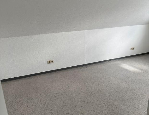Dachgeschosswohnung zu vermieten in Netphen - Werthenbach - Photo 1