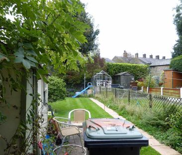 2 bedroom end of terrace house to rent - Photo 3