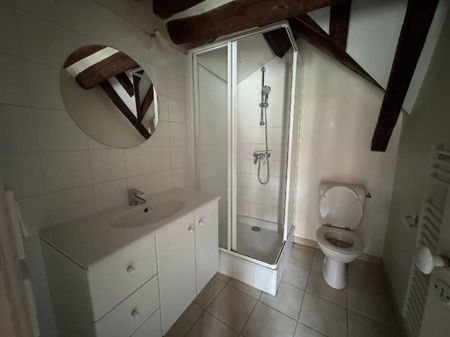 Location Appartement 3 pièces 42m² - Photo 2