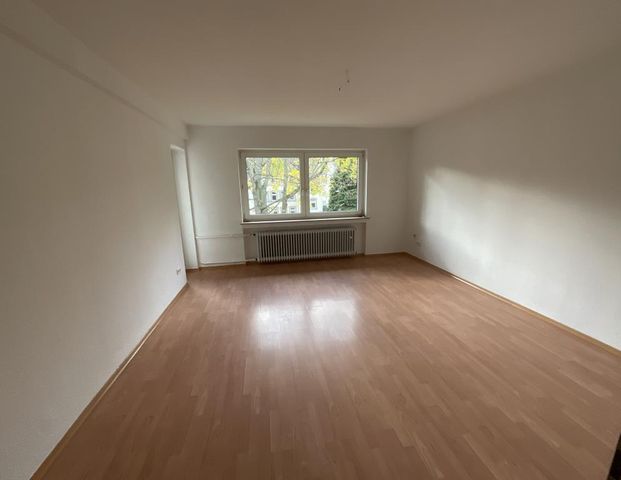 3-Zimmer-Wohnung in Herne Horsthausen mit Balkon, Boden und Tapeten - Foto 1