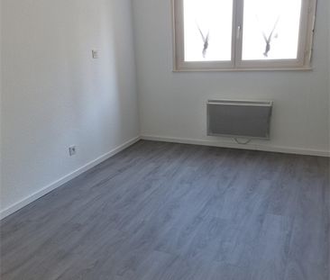 Location Appartement 2 pièces 42m² - Photo 3