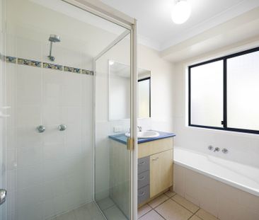 Great Family Home with Large Shed - Photo 6