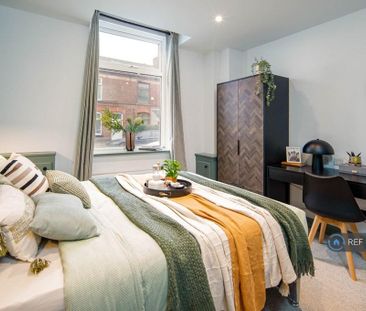 1 bedroom in a house share to rent - Photo 3