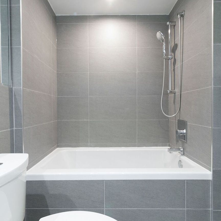 4555 Bonavista Avenue - Photo 1