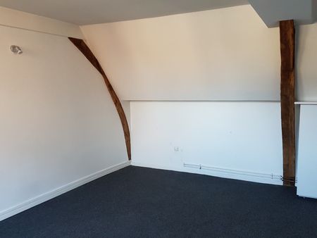 Location Appartement 1 pièce 21m² VALENCIENNES 59300 - Photo 2