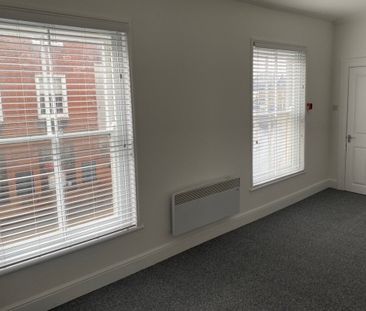 Broad Street - Photo 5