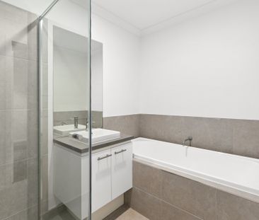 Spacious & Stylish Living in Rockbank - Photo 1