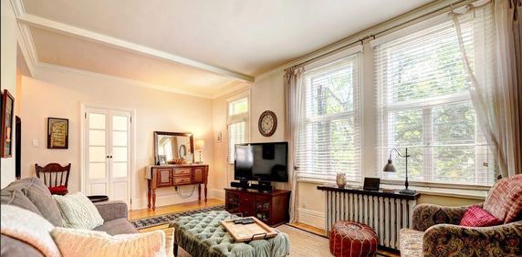 4 1/2 meublé Quartier Montcalm Québec - Furnished 2-bedroom apartment in the Montcalm district, Québec City - Photo 2