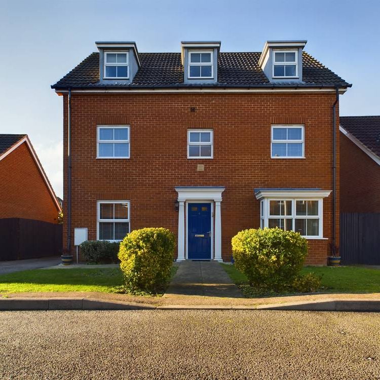 5 bed house to rent in Fitzgilbert Close, Gillingham, ME7 - Photo 1