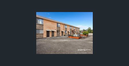 Spacious Apartment Living - Photo 5