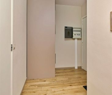 BEZOEKEN VOLZET volledig gerenoveerd appartement - Photo 2