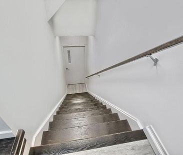 For Lease - 415 Dundas Street Unit# Second Floor, Toronto, Ontario - Photo 1