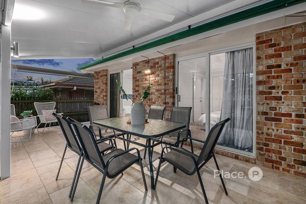 55 Akala Street, Camp Hill QLD 4152 - House For Rent | Domain - Photo 1