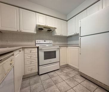 For Lease - 1 Lee Centre Drive Unit# 1611, Toronto, Ontario - Photo 5