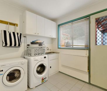 Character-Filled Living in Berwick’s Beloved Timbarra Estate - Photo 5