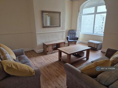 4 bedroom terraced house to rent - Photo 5