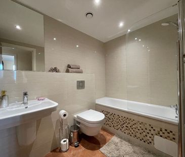 3 bed Apartment 33 Ecco - Photo 5