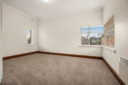 1/15 Corsewall Close, Hawthorn VIC 3122 - Photo 2