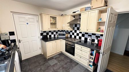 The Coppice, Yiewsley - Photo 5