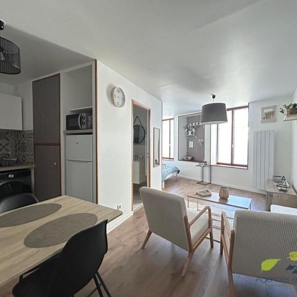 Location Appartement 1 pièce Meublé 28m² ST LEONARD DE NOBLAT 87400 - Photo 1