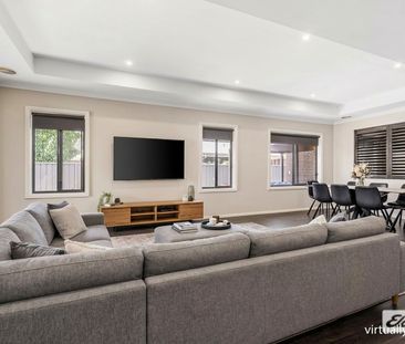 A Sophisticated Family Residence in Thurgoona - Photo 1