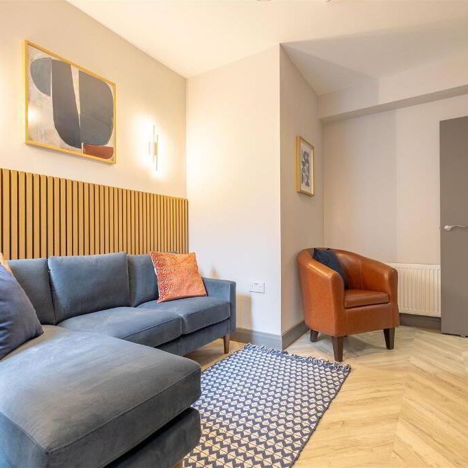 Room 2, 65 Greenore Street, Belfast, BT6 8NF - Photo 1