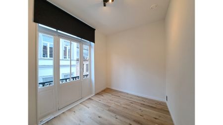 Vernieuwd 1-slaapkamerappartement met Terras te huur in Brugge - Photo 3