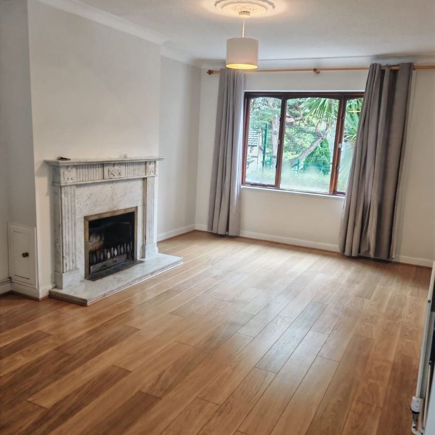 1 Laragh, Killiney, Co. Dublin - Photo 1