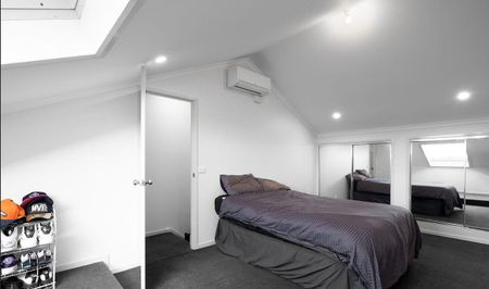 221 Wiltshire Drive, Kew VIC 3101 - Photo 3