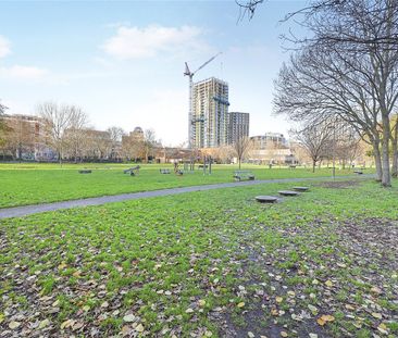 Winstanley Estate, London, SW11 2EW - Photo 3