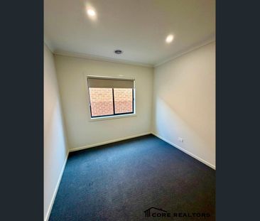 Modern Family Home with Space, Style & Convenience - Photo 4