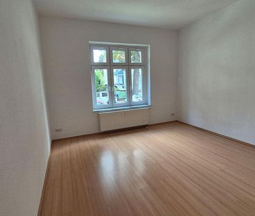 Kleine 2-Zimmer-Wohnung im Erdgeschoss in ruhiger Lage von Dresden-... - Foto 1