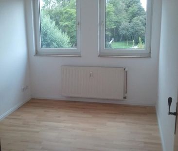 Dachgeschosswohnung in zentraler Lage zu vermieten - Photo 1